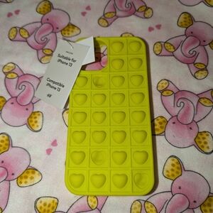 H&M bright green iPhone 13 pop case